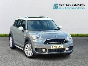 MINI COUNTRYMAN 2019 (19) at Struans Dundee