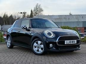 MINI HATCHBACK 2018 (18) at Struans Dundee