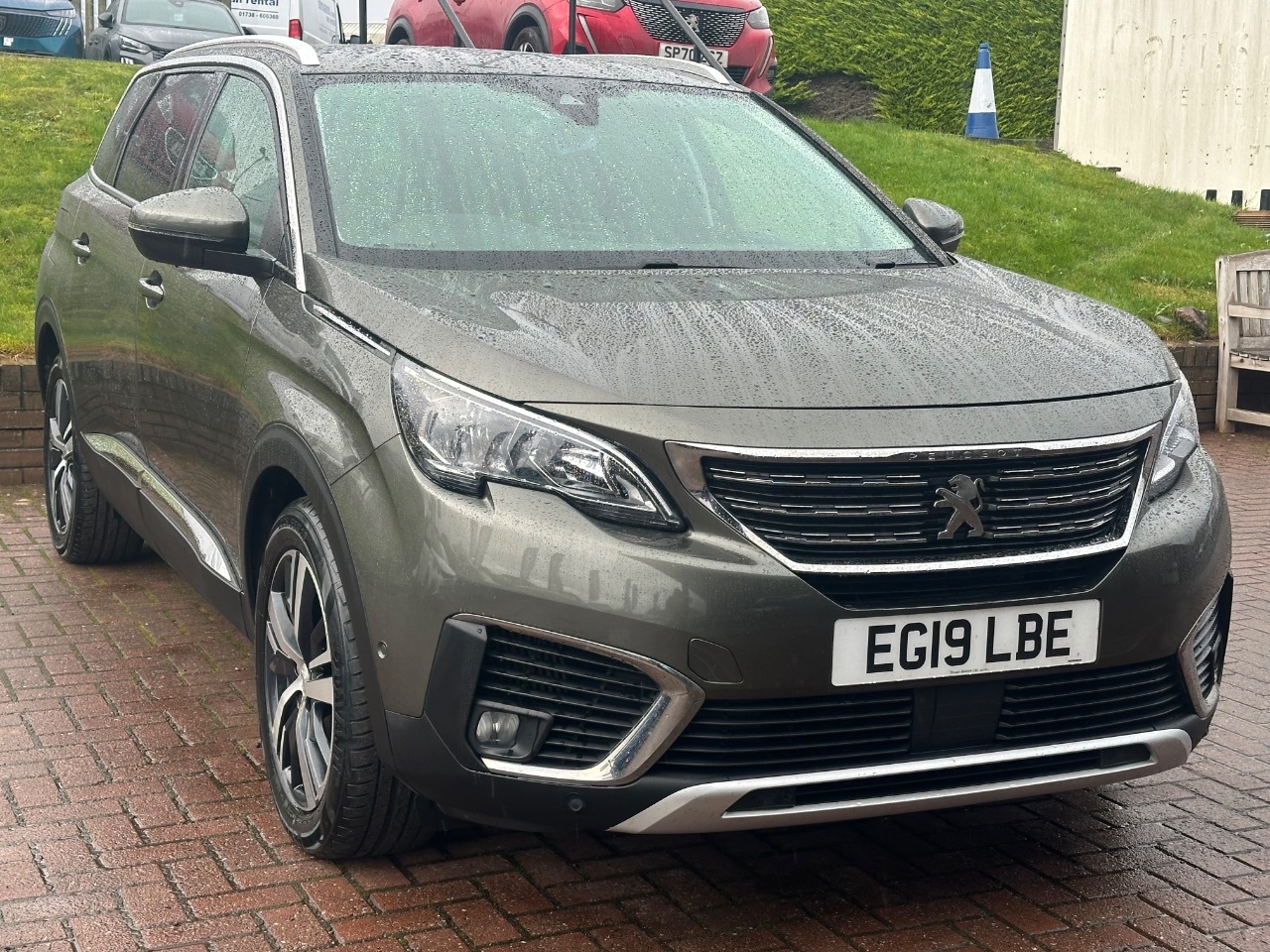 2019 Peugeot 5008