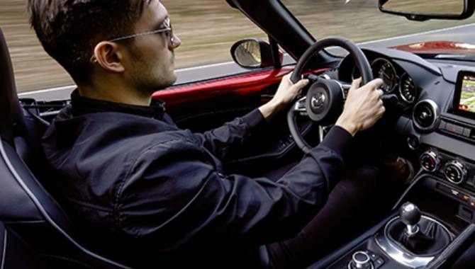 Mazda MX-5 - Interior